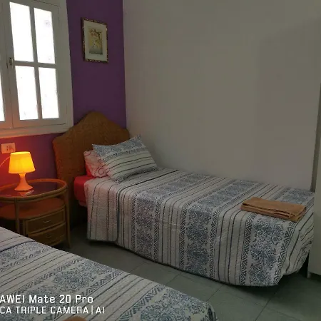 Nelidas Pri. Bungalow Pool & Wifi Free. Holiday home *