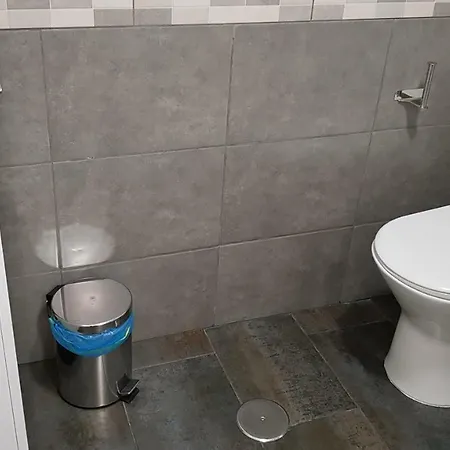 Nelidas Pri. Bungalow Pool & Wifi Free.
